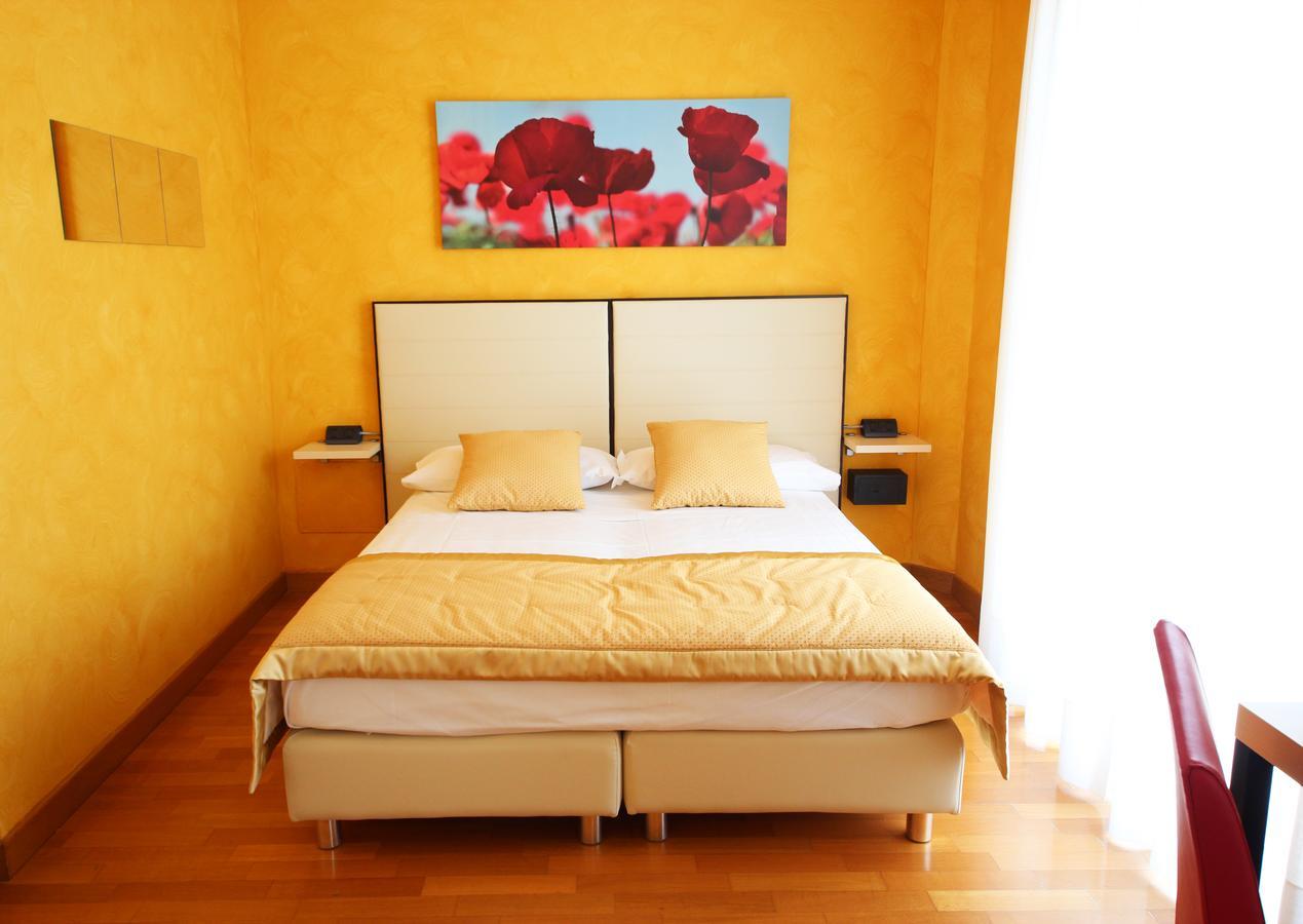 Ruhl Beach Hotel & Suites Lido di Jesolo Exterior foto